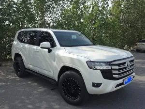 2024 Toyota Land Cruiser EXR