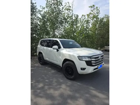 2024 Toyota Land Cruiser EXR