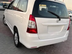 2015 Toyota Innova 2.7 GX 8 ST
