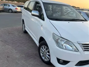2015 Toyota Innova 2.7 GX 8 ST