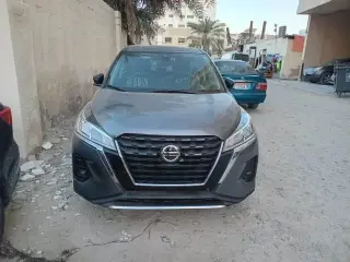 2021 Nissan KICKS في Ajman سيارة مستعملة