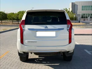 2019 Mitsubishi Montero XLS