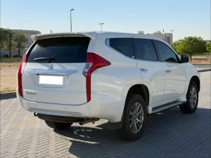 2019 Mitsubishi Montero XLS