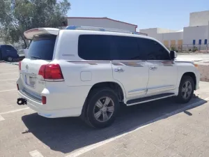 2015 Toyota Land Cruiser VXR