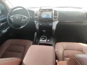 2015 Toyota Land Cruiser VXR