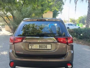2016 Mitsubishi Pajero GLS