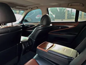 2013 لكزس ال اس LS 460