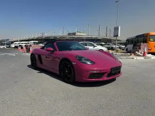 2023 Porsche Boxster في Dubai سيارة مستعملة
