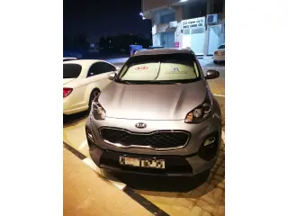 2021 Kia Sportage في Ajman سيارة مستعملة