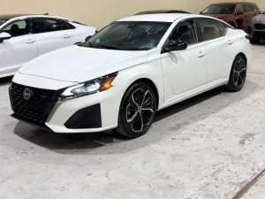 2022 نيسان آلتيما SV