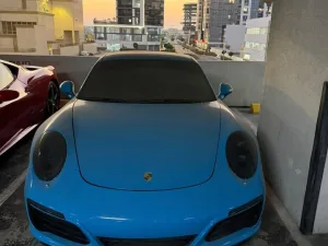 2017 Porsche 911 Carrera Carrera 4