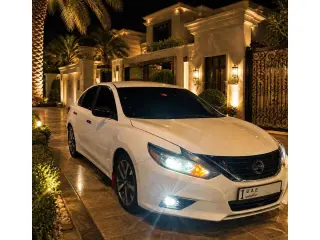 2016 Nissan Altima in Dubai used car