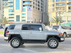 2008 تويوتا أف جي كروزر Base