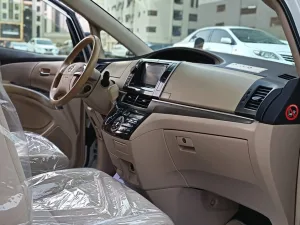 2016 تويوتا بريفيا DLX