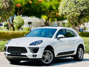 2015 Porsche Macan S