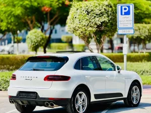 2015 Porsche Macan S