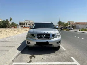 2014 Nissan Patrol LE Platinum city