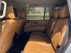 2014 Nissan Patrol LE Platinum city