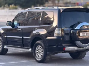 2010 Mitsubishi Pajero GLS