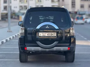 2010 Mitsubishi Pajero GLS