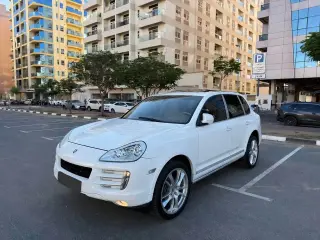 2009 Porsche Cayenne في Dubai سيارة مستعملة