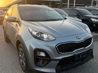 2020 Kia Sportage في Umm Al Quwain سيارة مستعملة