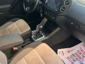 2015 Volkswagen Tiguan SE