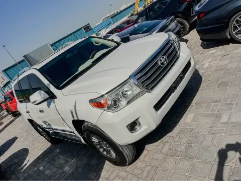 2013 Toyota Land Cruiser VXR