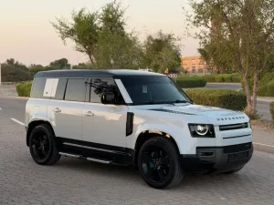 2022 Land Rover Defender 110 SE