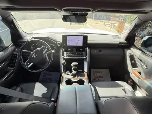 2022 Toyota Land Cruiser GXR