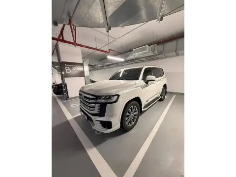 2022 Toyota Land Cruiser GXR