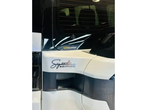 2020 Mitsubishi Pajero Signature Edition