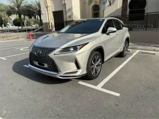 2021 Lexus RX في Dubai سيارة مستعملة