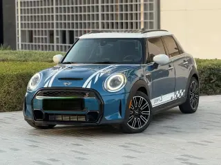 2024 Mini Cooper في Dubai سيارة مستعملة
