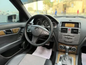 2010 Mercedes-Benz C-Class C200
