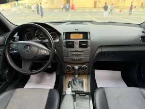 2010 Mercedes-Benz C-Class C200