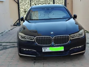 2017 بي أم دابليو الفئة - 7 730LI