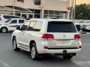 2021 Toyota Land Cruiser GXR