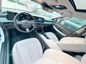 2025 Hyundai Sonata SE