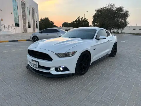 2016 Ford Mustang GT Premium Fastback