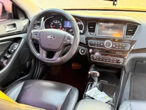2013 Kia K7 No Trim