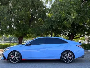 2022 هيونداي النترا SE