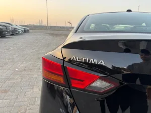 2024 Nissan Altima SV