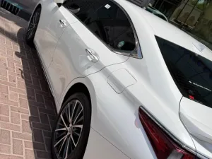 2024 Lexus ES Es350