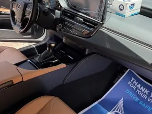 2024 Lexus ES Es350