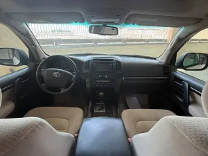 2010 Toyota Land Cruiser GXR