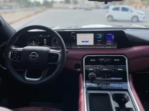 2025 Nissan Patrol LE Platinum city