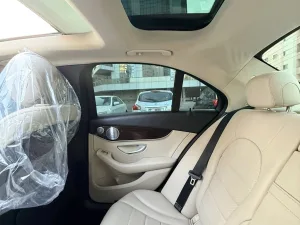2018 Mercedes-Benz C-Class C300