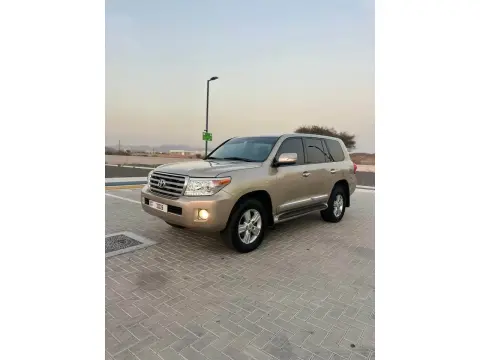 2013 Toyota Land Cruiser GXR