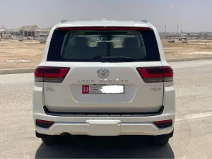 2022 Toyota Land Cruiser VXR